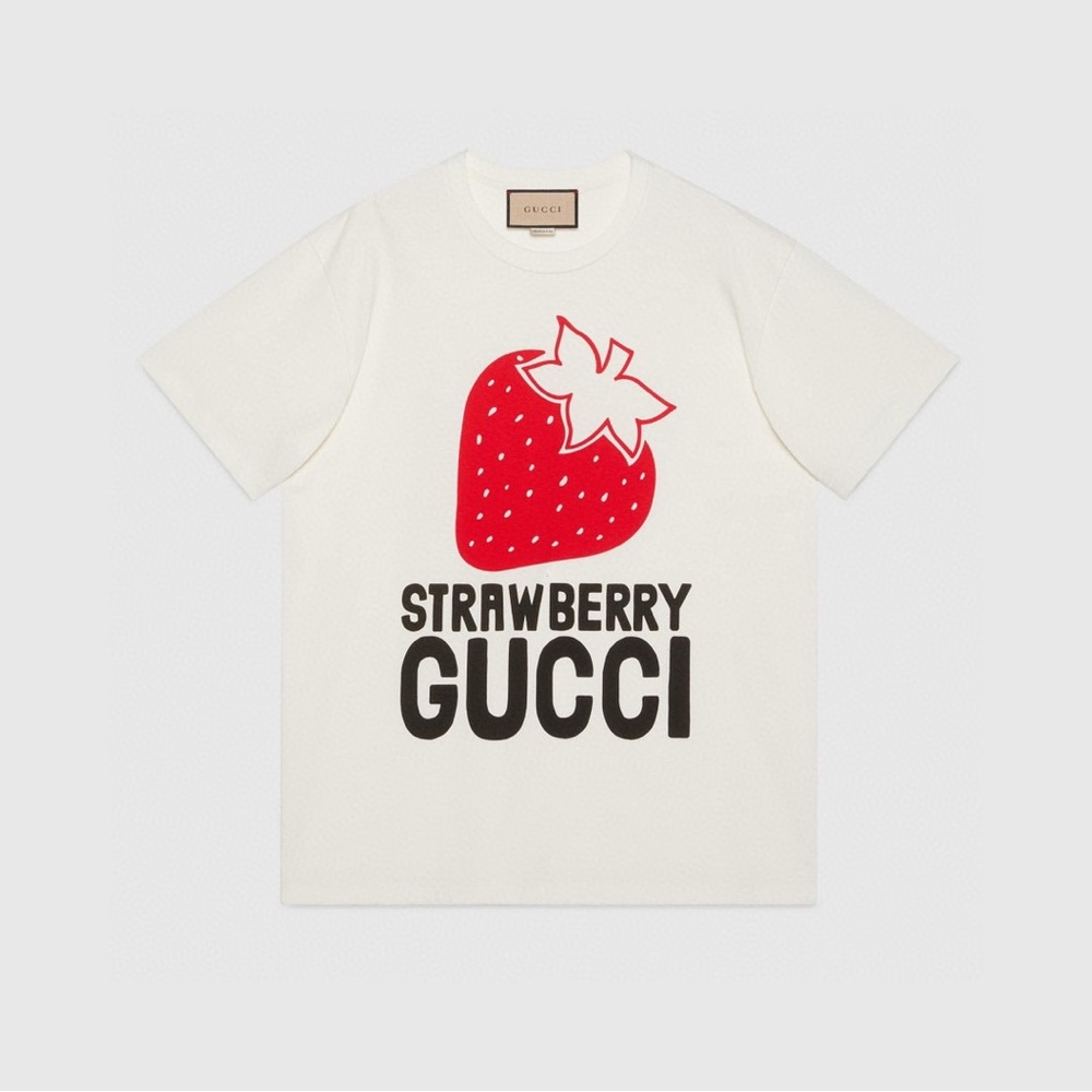 【HOLD】Gucci strawberry T-shirt